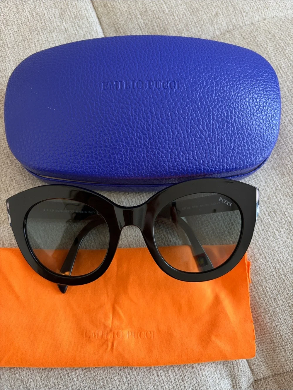 Emilio Pucci Black Round Oversized Sunglasses